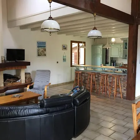 Nolmar, 5 Ch., 10 P. Wi-fi, 1200m Plage,**** *